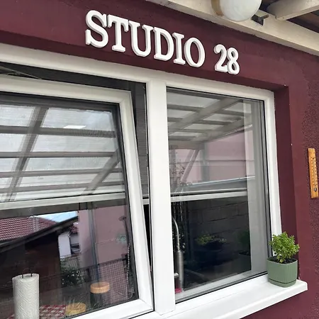 28 Apartment