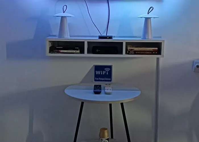 28 באינה באשטה